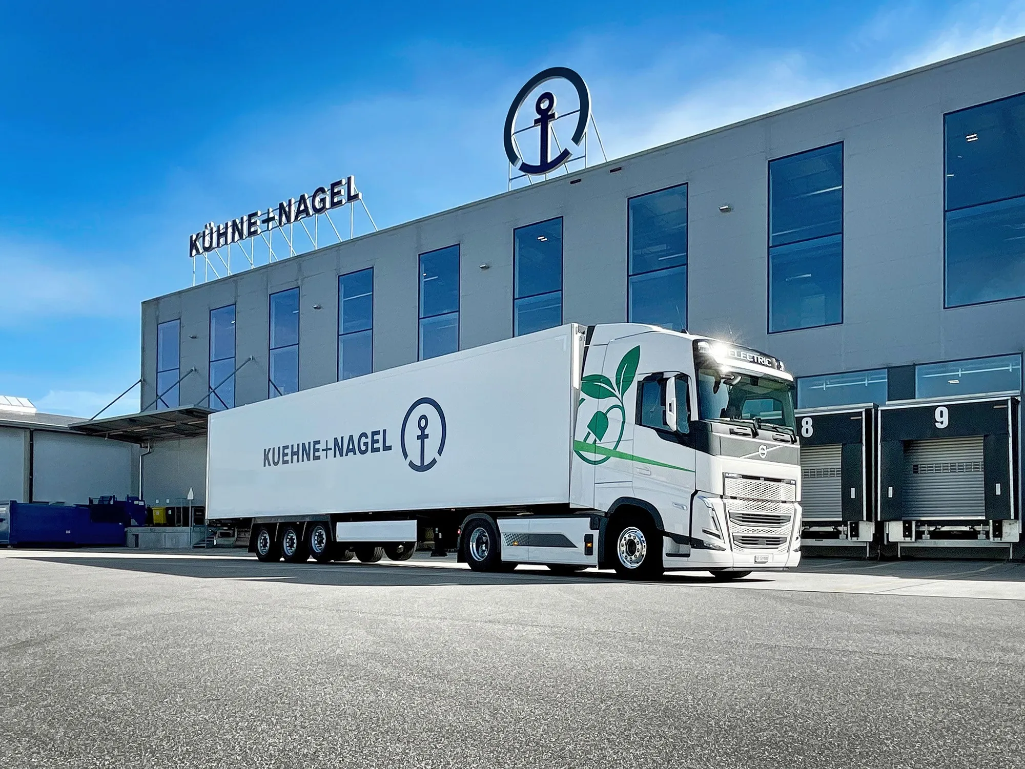 Etruck in front of Kuehne+Nagel Switzerland warehouse office