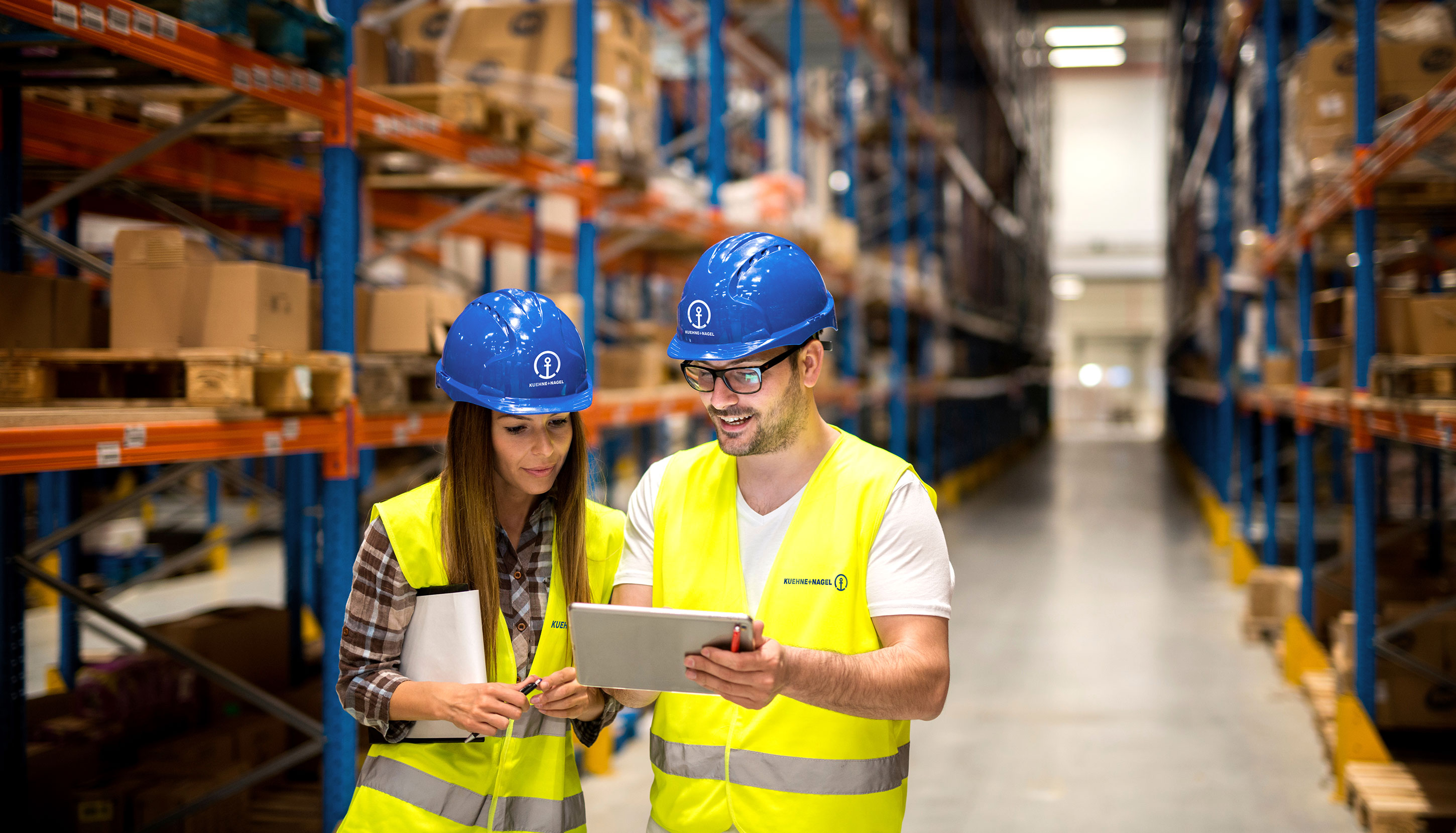 Mitarbeiter im Distributionslager